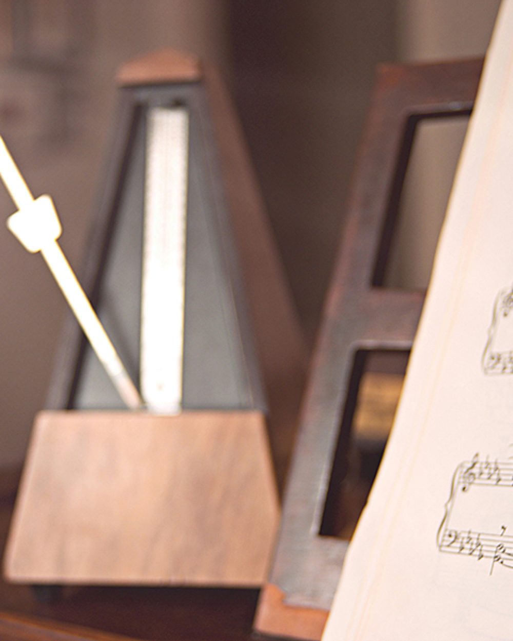 metronome-rachel-loughman-unsplash-sq